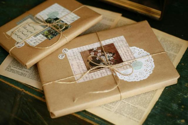 Cadeau pour lecteur : blog livres et lecture Cadeaux pour lecteurs : nos idées pour les amoureux des livres