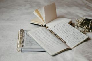 Bullet journal livre : organiser ses lectures dans son bujo